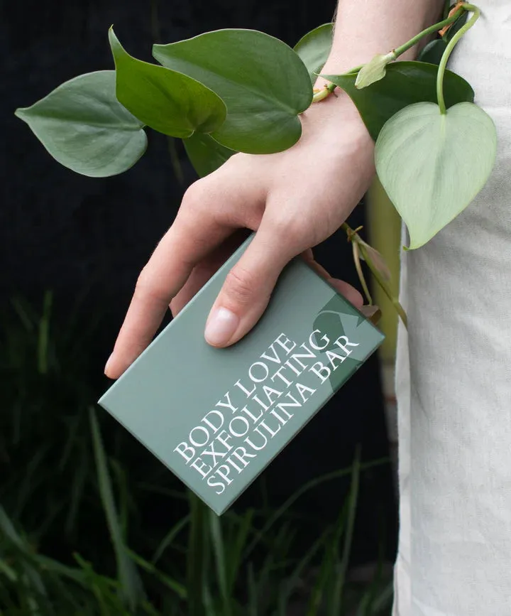 BODY LOVE Exfoliating Spirulina Soap Bar