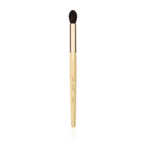 BRUSH CREASE