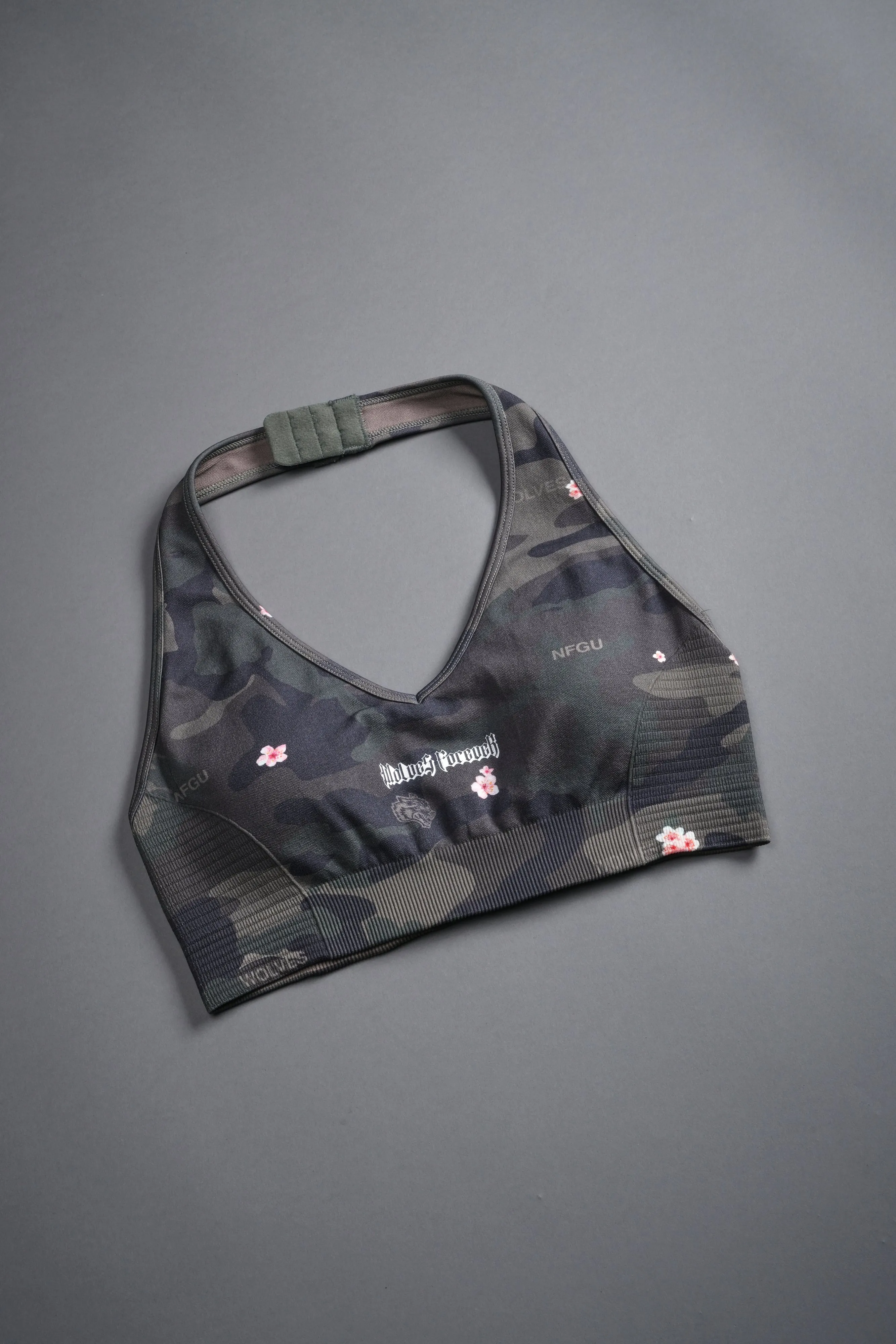 Darc Letter "Everson Seamless" Valencourt Halter Bra in Vintage Blossom Woodland Camo