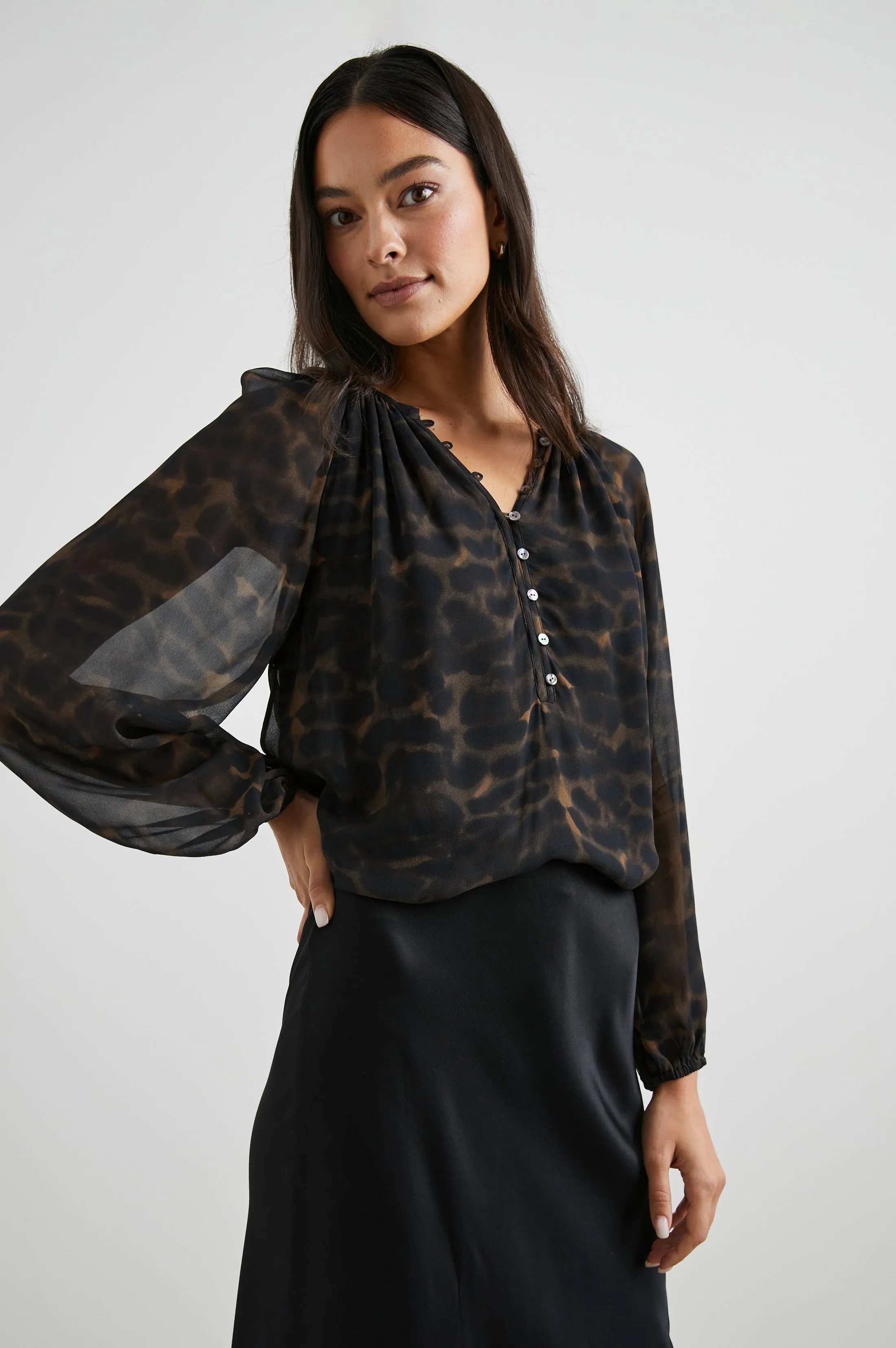 INDI TOP - UMBER LEOPARD