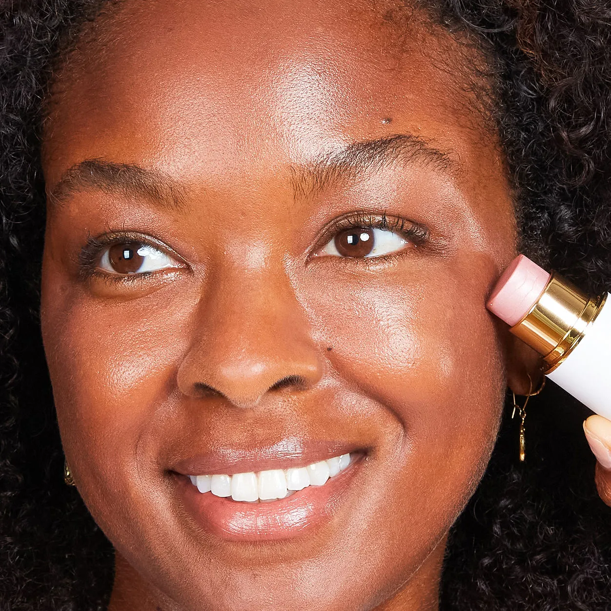 Sculpted Face Stick
