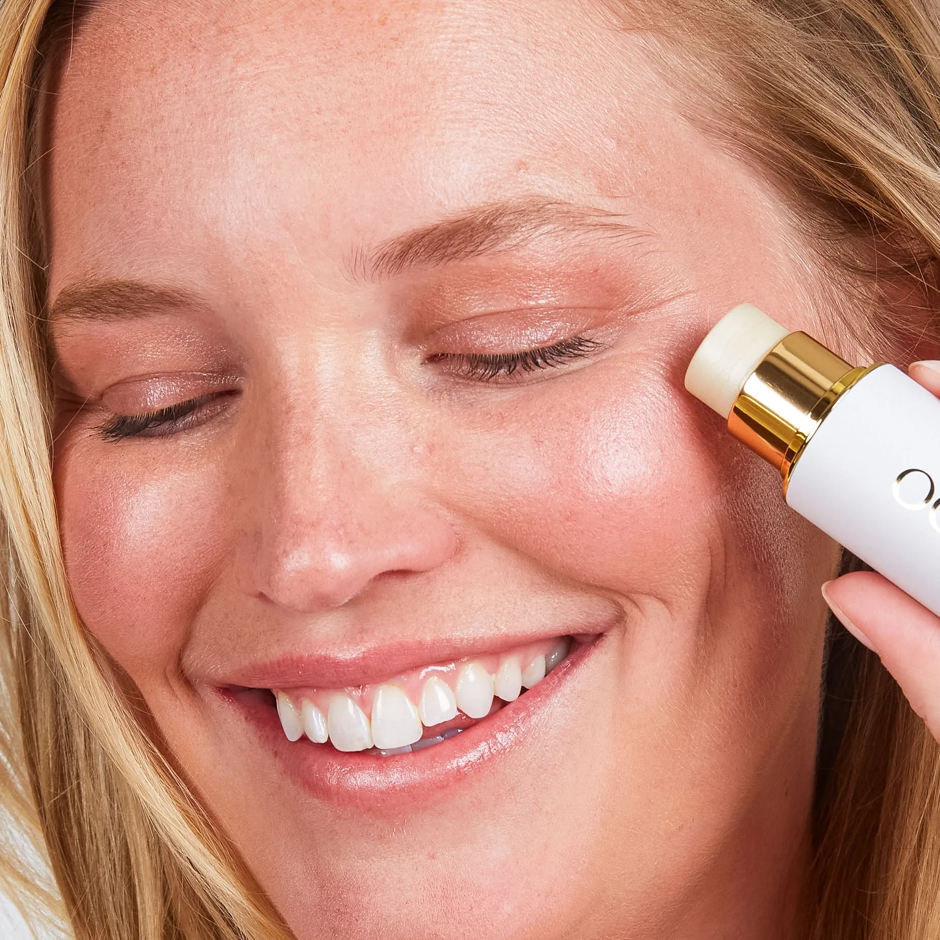 Sculpted Face Stick
